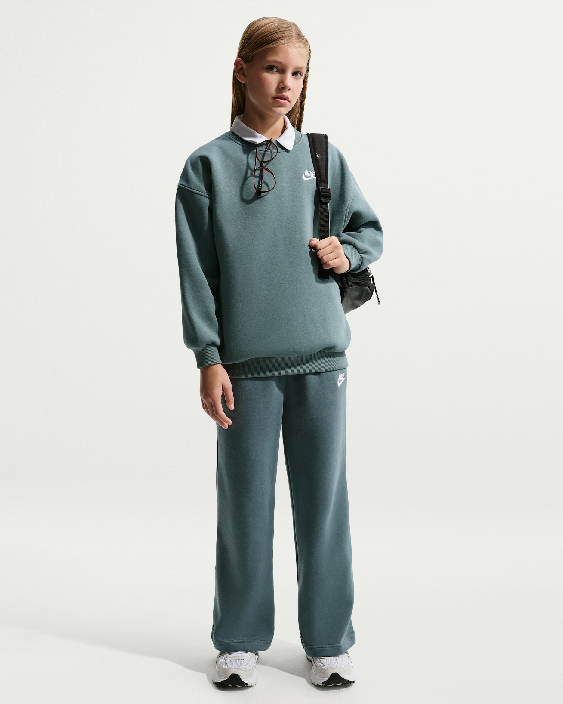Nike Sportswear Club Fleece Girls' Wide-Leg Pants. Nike.com
